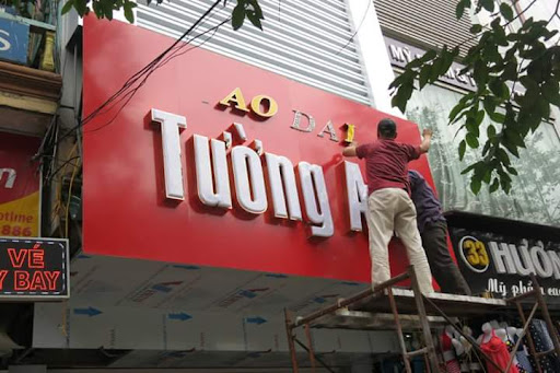 Hình ảnh thi công biển Alumex cao cấp tại Hải Phòng