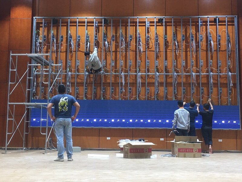 Màn hình LED sân khấu sự kiện với hình ảnh sống động, mang đến trải nghiệm ấn tượng