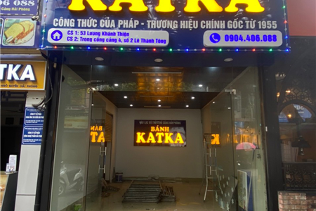 BIỂN CHỮ NỔI CÓ ĐÈN LED – KATKA